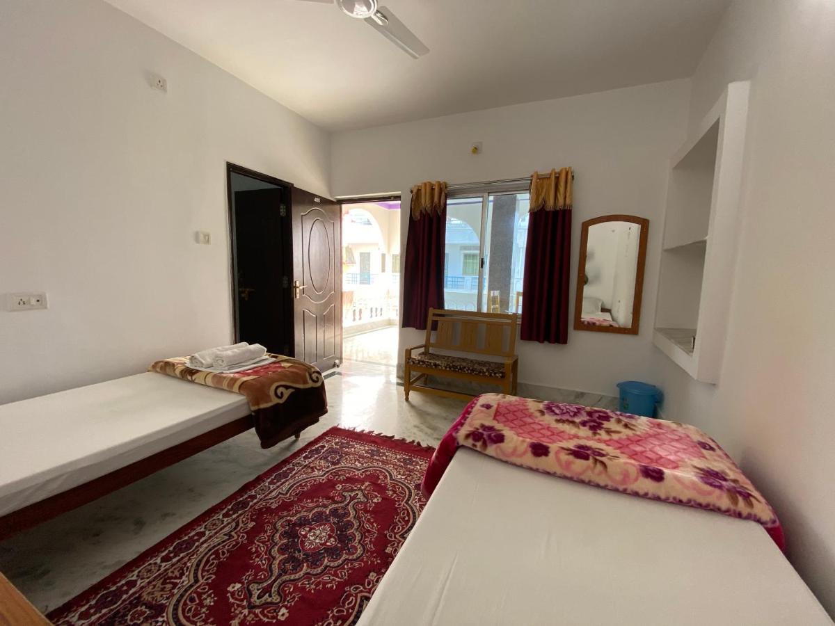 Rahul Guest House Bodh Gaya Buitenkant foto