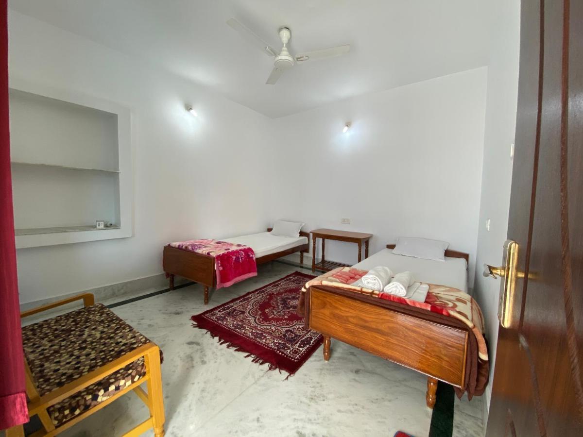 Rahul Guest House Bodh Gaya Buitenkant foto